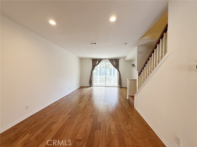 Building Photo - 424 Silk Tree
