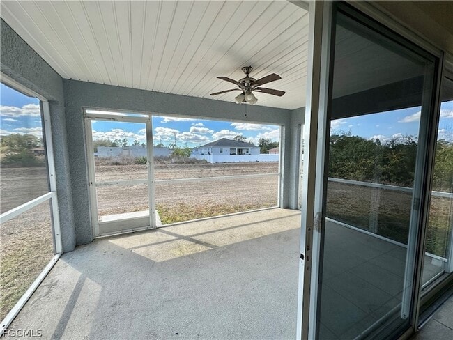 Building Photo - 2015 Xelda Ave N