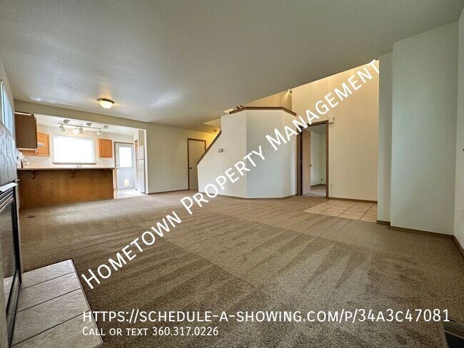 Building Photo - 6763 Steamer Dr SE