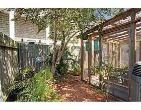 Building Photo - 1725 Old Metairie Ln