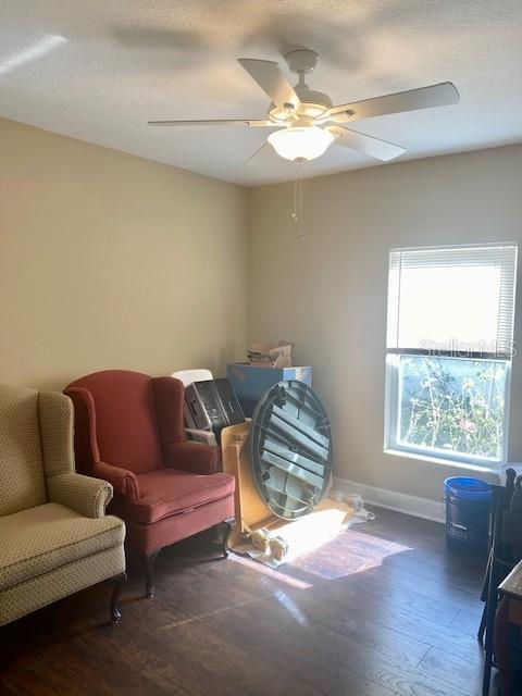 Building Photo - 1736 Mova St