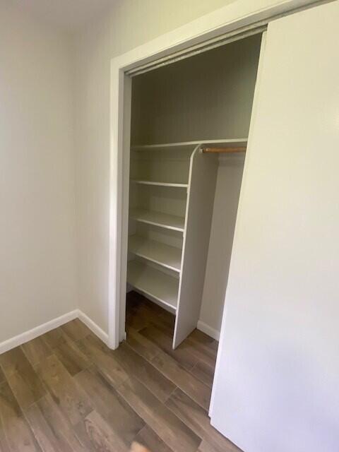 Building Photo - 1100 Cameo Cir