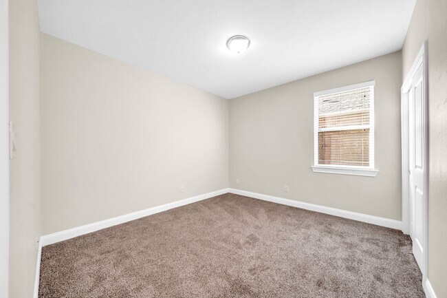 Building Photo - 19043 Minero Ln