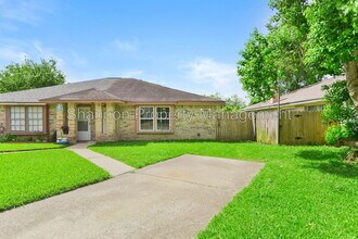 Building Photo - 3110 Oak Rock