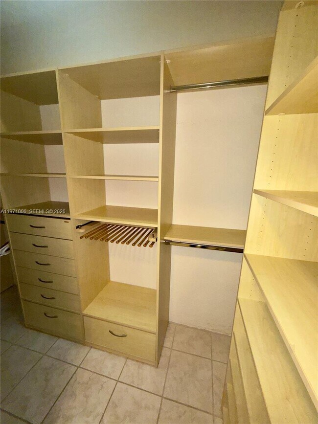 Building Photo - 10770 NW 66th St