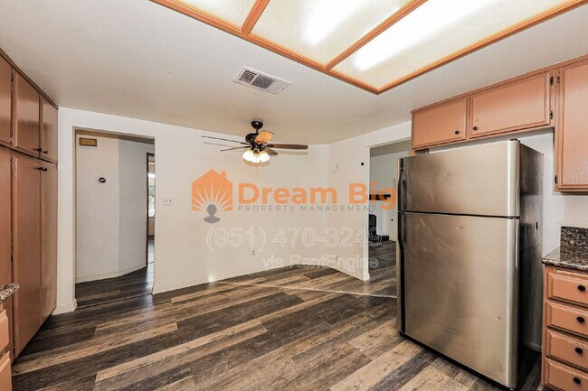 Building Photo - 12365 Marquette Ct