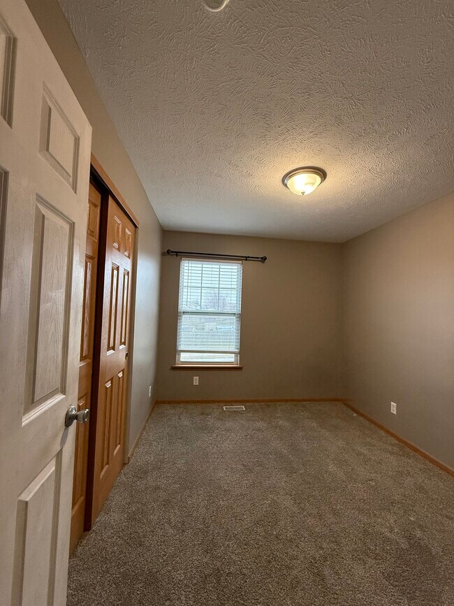 Building Photo - 10814 Potter St