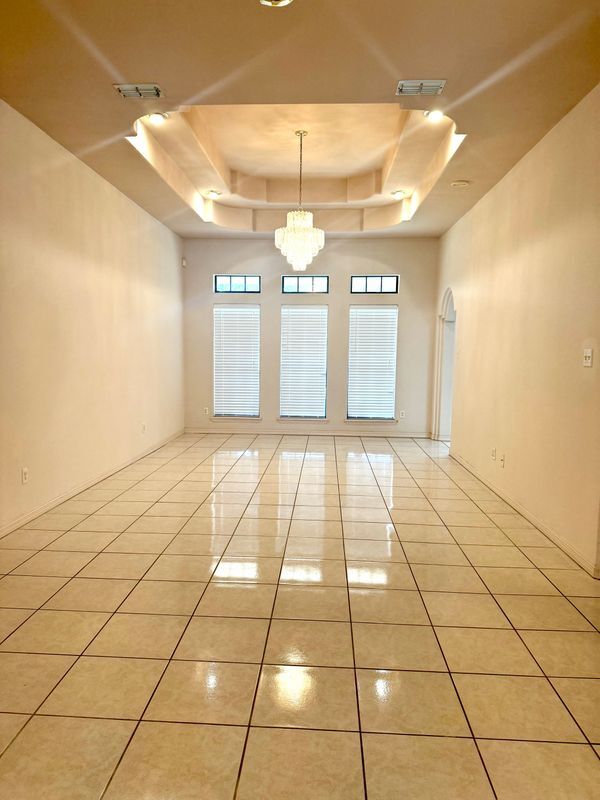Building Photo - 3904 San Rodrigo