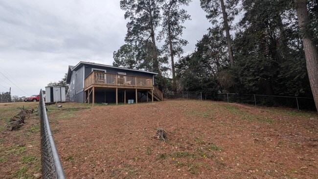 Building Photo - 613 McArthur Blvd