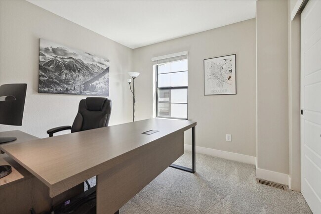 Building Photo - Modern 3BD, 2.5BA Virginia Village Townhome with 2-Car Garage