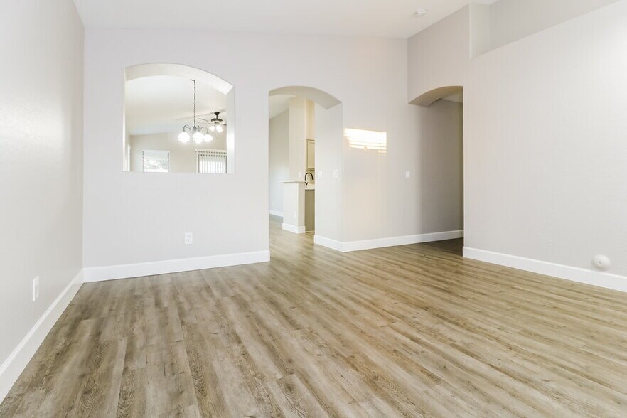 Building Photo - 1388 S 159th Ave