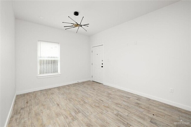 Building Photo - 12 W Harrison Ave