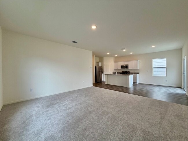 Building Photo - 136 Mullen Wy