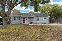 Building Photo - 3938 S Walters