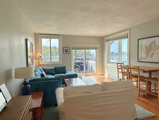 Building Photo - 5 Pirates Ln