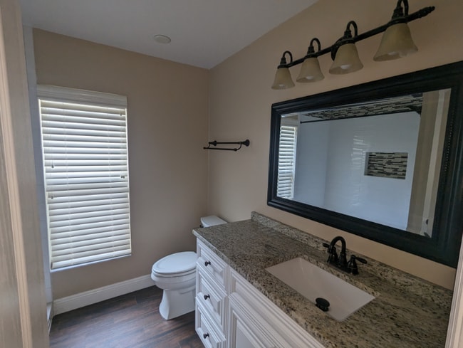 Building Photo - 1043 Weaver Dr