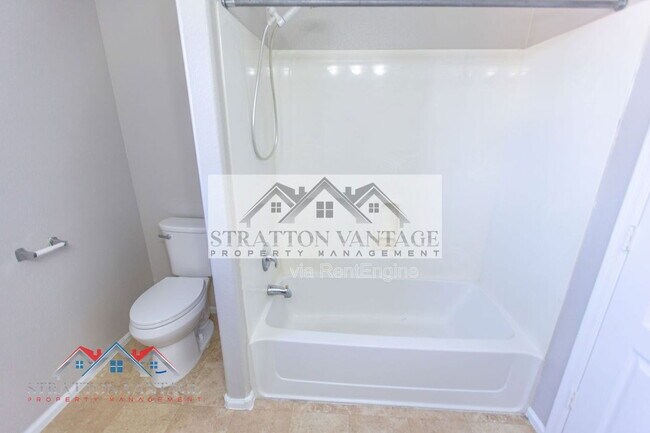 Building Photo - 16627 W McKinley St