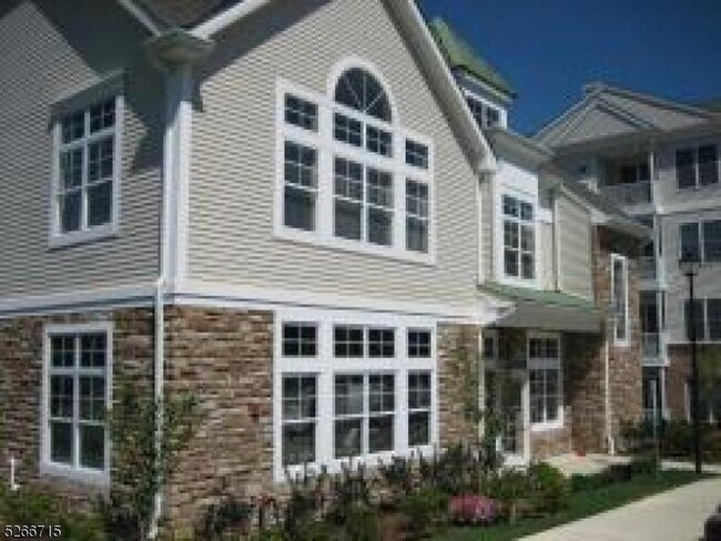 Building Photo - 4211 Ramapo Ct