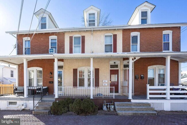 Building Photo - 316 Lincoln Ave