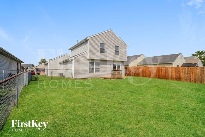 Building Photo - 825 Walton Ct