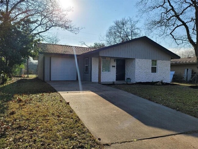 Building Photo - 9103 Slayton Dr