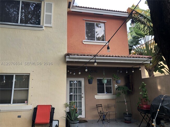 Building Photo - 11362 NW 33rd St