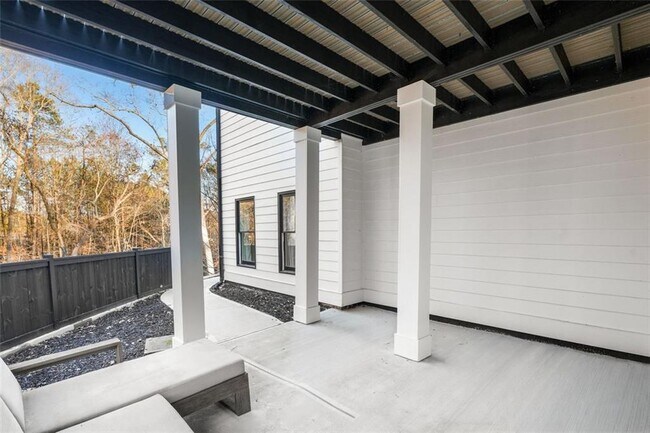 Building Photo - 507 Karen Ln