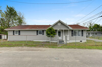Building Photo - 2046 Echo Ave