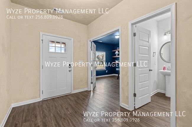 Building Photo - 283 Shubert Dr