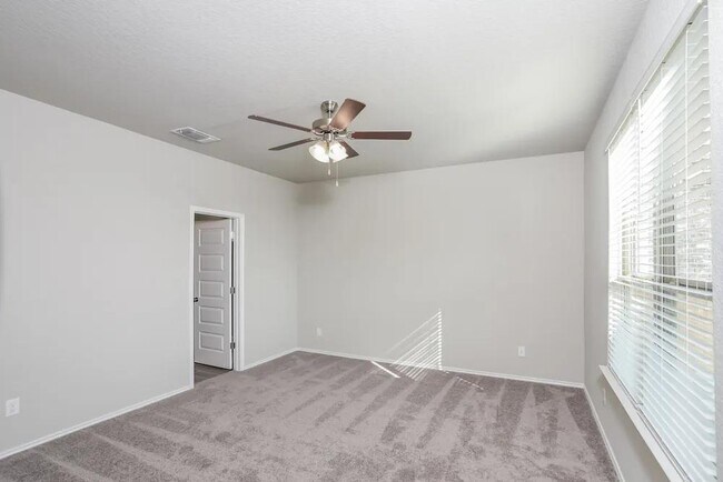 Primary Photo - 10518 Briceway Ace