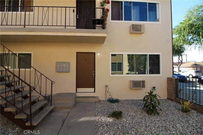 Building Photo - 1010 E 32nd St