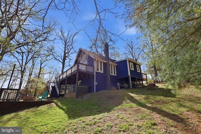 Building Photo - 241 Wildcat Dr