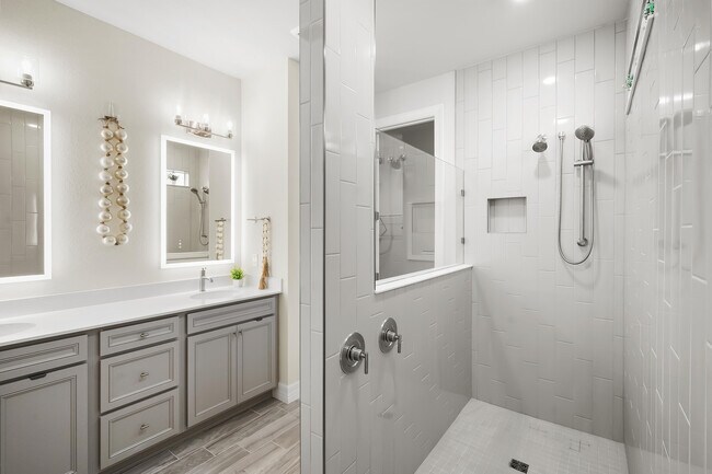 Building Photo - 12249 SW Sand Dollar Wy