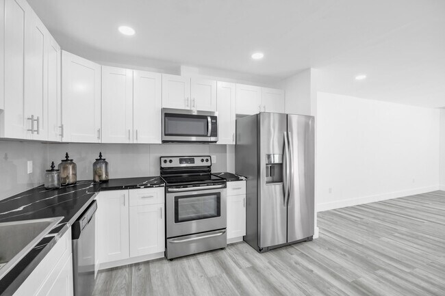 Building Photo - 8010 Ambach Way