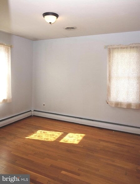Building Photo - 7135 Bowers Rd