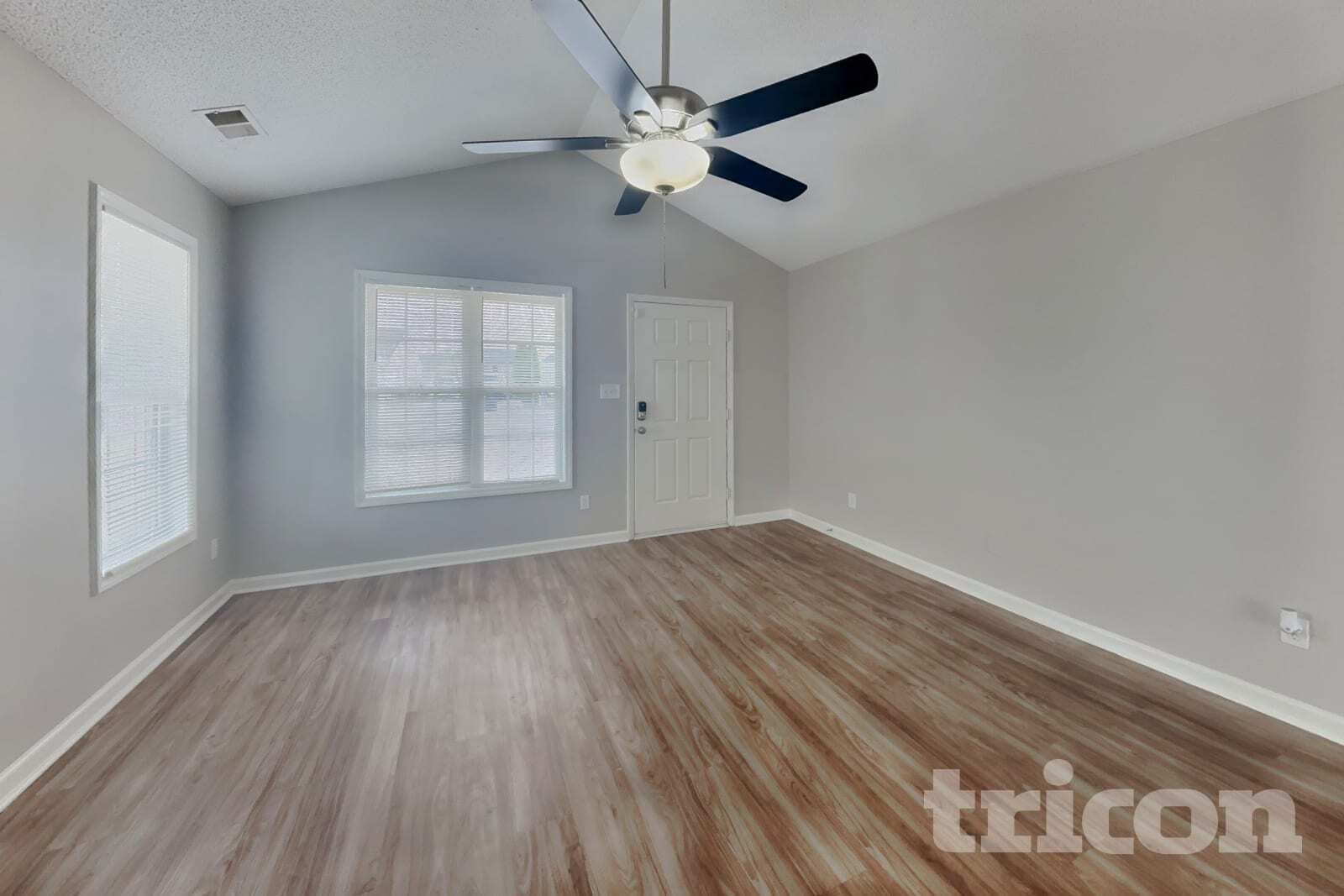 Building Photo - 5169 Parkerwood Dr