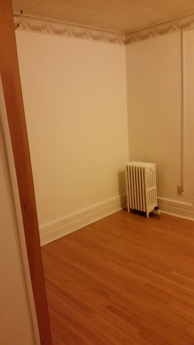 Upstairs Bedroom 2 - 601 Post St