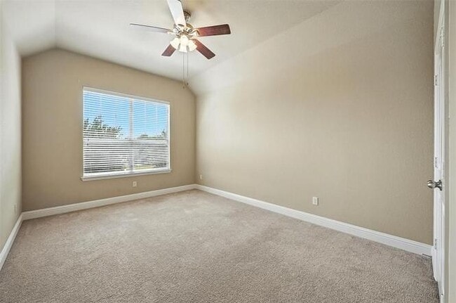 Building Photo - 5432 Mesquite Dr