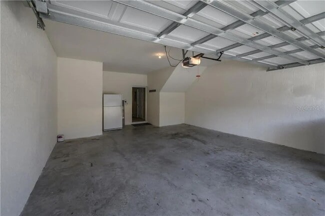 Building Photo - 6729 Eagle Feather Dr