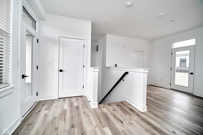 Building Photo - 519 Fulton St