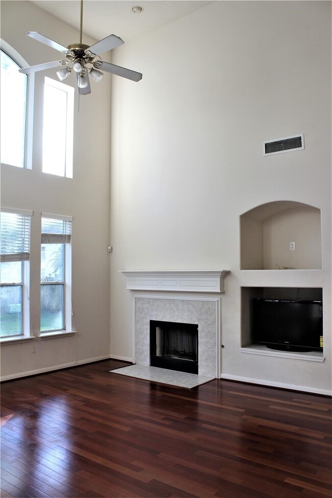 Building Photo - 71 N Brooksedge Cir