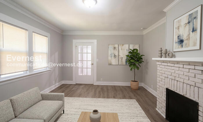 Building Photo - 887 Ellis Rd