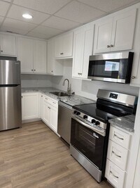 Building Photo - 400 Gallatin Ave