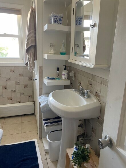 Building Photo - 3721 Broadway