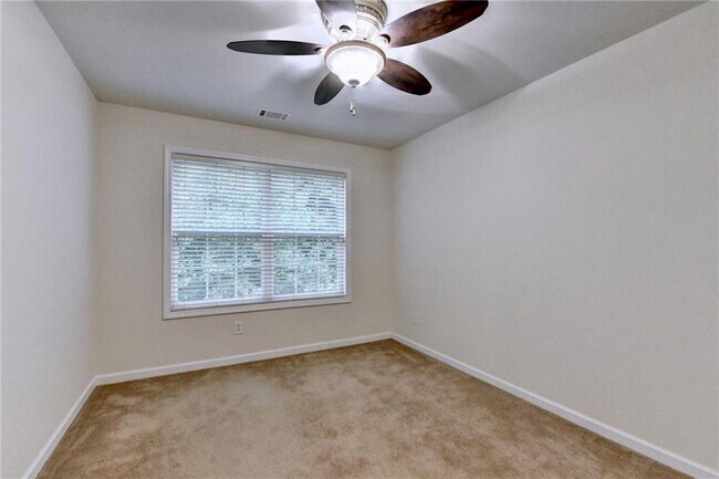 Building Photo - 1641 Tailmore Ln NW