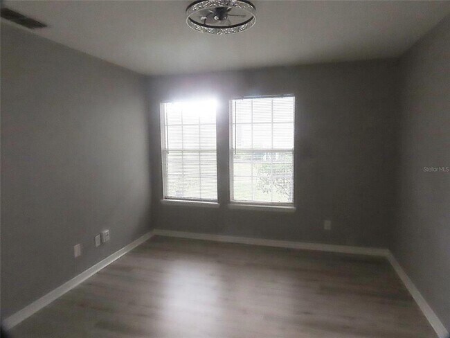 Building Photo - 5986 Westgate Dr