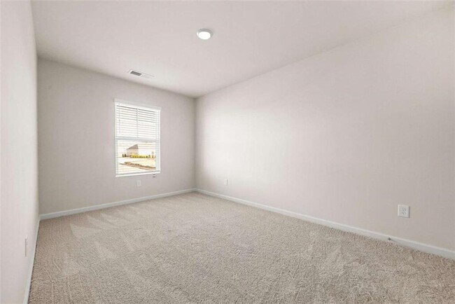 Building Photo - 1328 Riverstone Rd