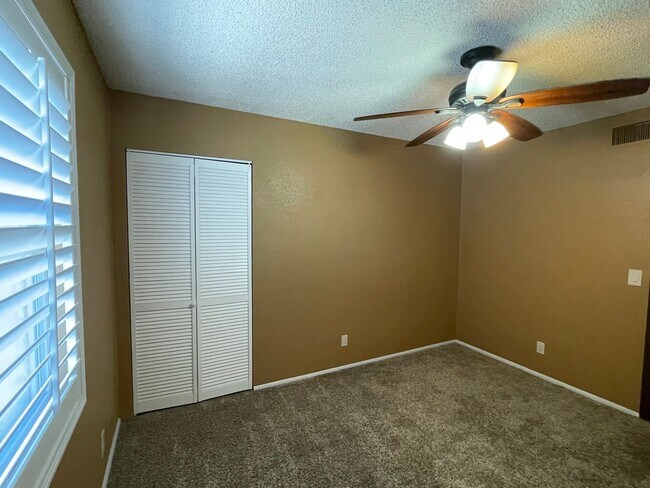 Building Photo - OWNER'S SUMMER SPECIAL-$300 OFF first 3 months! Sparkling Pool Home!