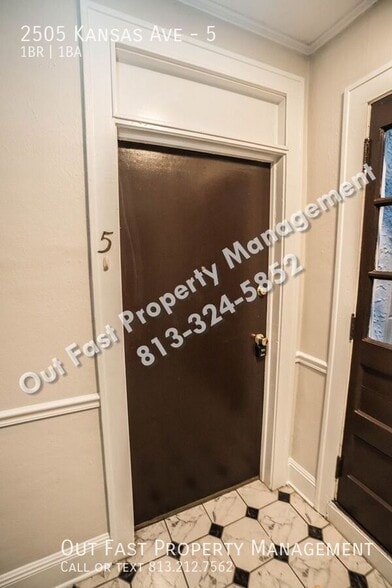 Building Photo - 2505 W Kansas Ave