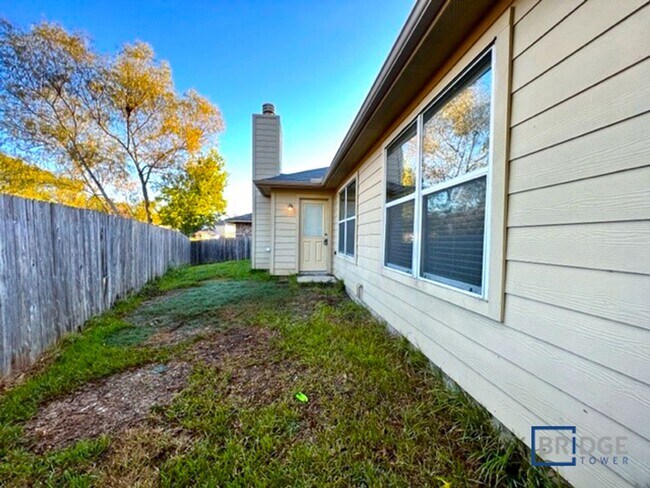 Building Photo - 16715 Jib Ct